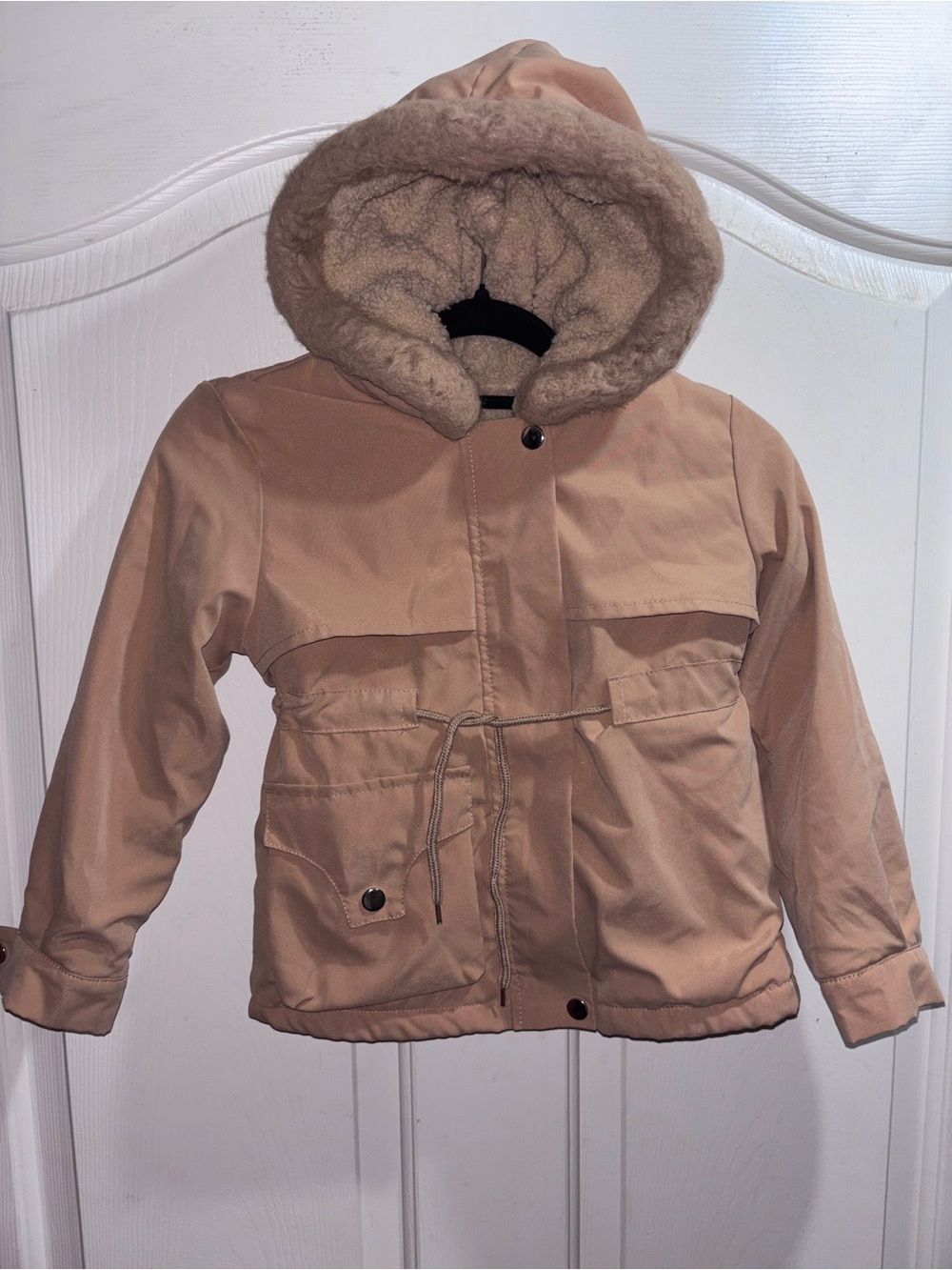 SHEIN Kids Beige Hooded Puffer Coat with Faux Fur Trim